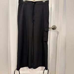 Old Navy street stretch Black Wide-Leg Cargo Pants small petite length